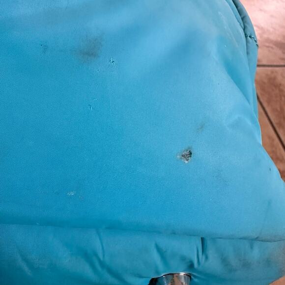 Lululemon Quilted Duffle Bag With Shoulder Strap Turquoise Weekender‎ - Picture 15 of 16